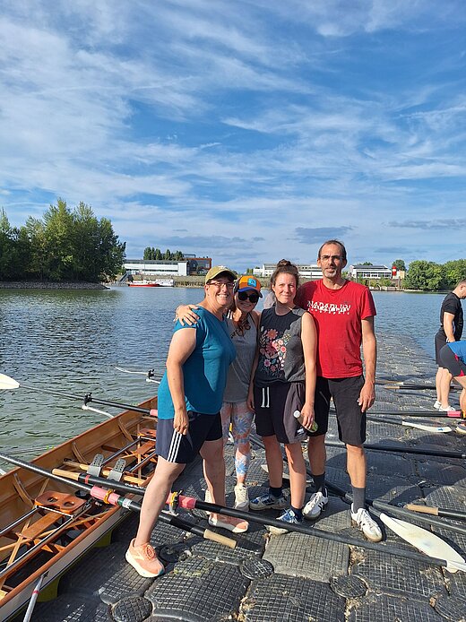 eines der Teams, die bei der Regatta antreten